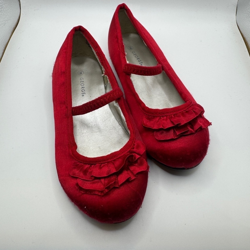 George Toddler Size 10 Red Dress Shoes Flats with Ruffled Design